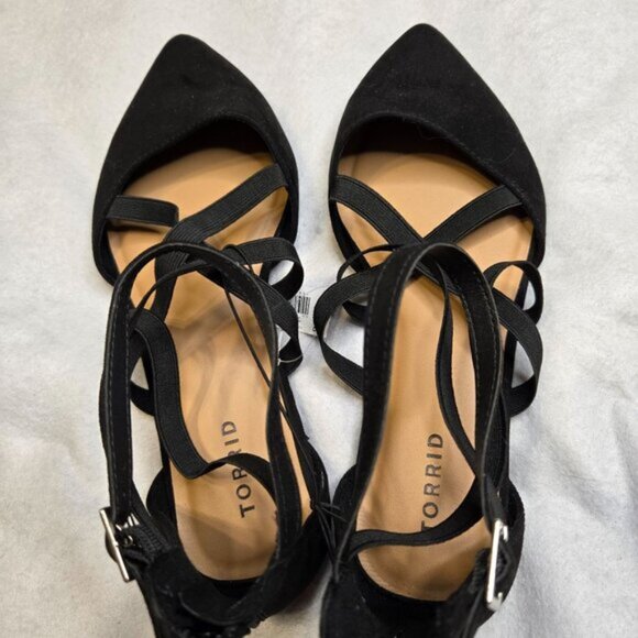 Torrid Womens Black Strappy Faux Suede Pointed Toe Flats Size‎ 9.5 - Picture 6 of 8